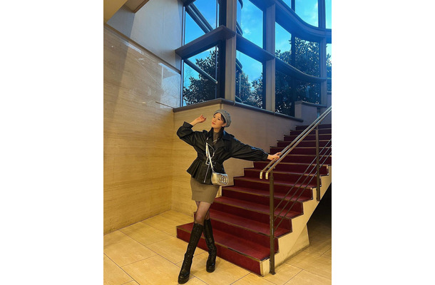 眞鍋杏樹（写真は眞鍋杏樹の公式インスタグラムより）※所属事務所より掲載許諾をいただいています