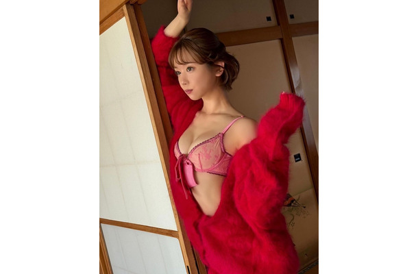 新唯（写真は新唯の公式インスタグラムより）※所属事務所より掲載許諾をいただいています