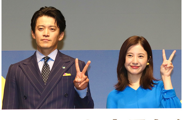 小栗旬と吉高由里子【撮影：浜瀬将樹】