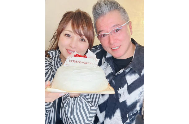渡辺美奈代、結婚28周年を報告　息子・矢島愛弥からのケーキプレゼントに喜び
