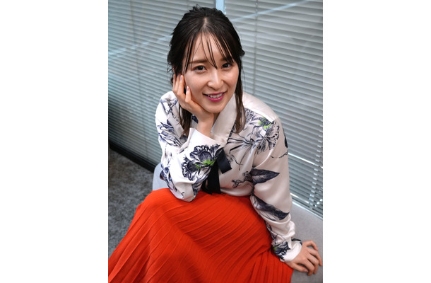 中崎絵梨奈【撮影：小宮山あきの】