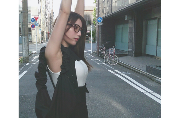 雪平莉左（写真は雪平莉左の公式インスタグラムより）※所属事務所より掲載許諾をいただいています