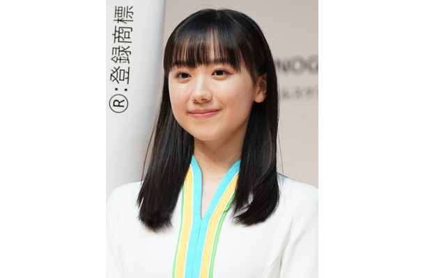 芦田愛菜【写真：竹内みちまろ】