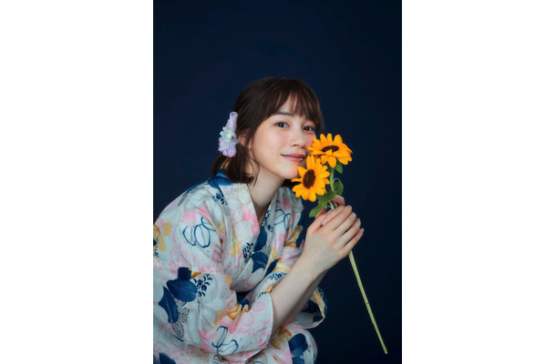 のん、涼し気な浴衣姿にファンから反響「夏の天使降臨」