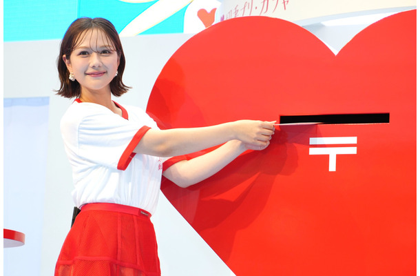 26歳の村重杏奈、父親愛を爆発！「お帰りと行ってらっしゃいのチューはします」