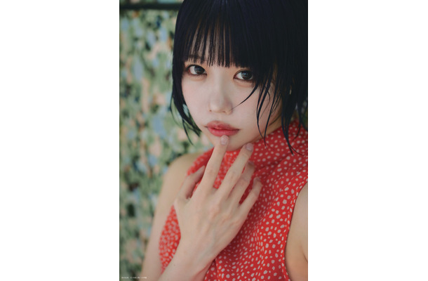 封入特典ポスター（撮影：川島小鳥）
