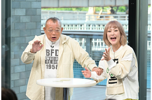 笑福亭鶴瓶と松嶋尚美（C）テレビ東京/テレビ大阪
