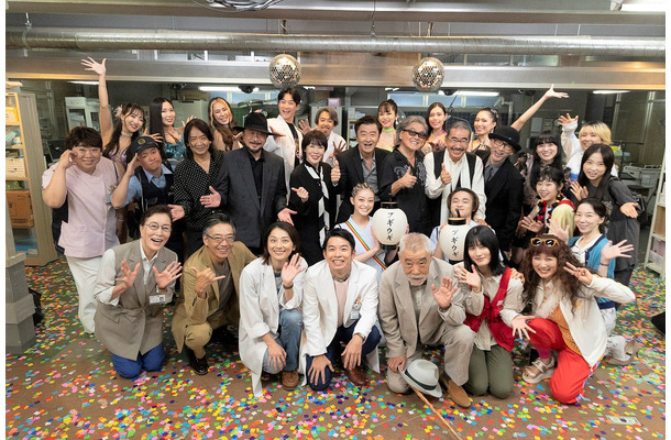 サザン、ドラマ「新宿野戦病院」最終回のエンドロールに特別出演