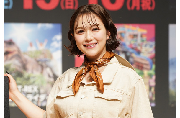 村重杏奈【写真：竹内みちまろ】