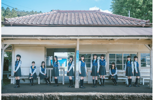 11月13日発売　4thシングル「好きすぎてUp and down」