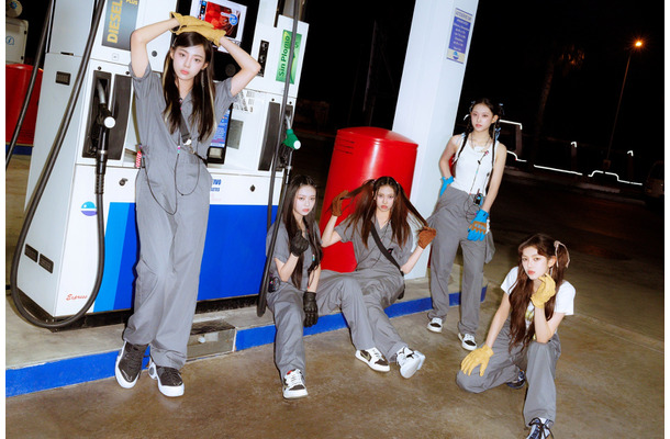 NewJeans、「ETA」がチャートを逆走　(C) 2023 ADOR. All Rights Reserved.