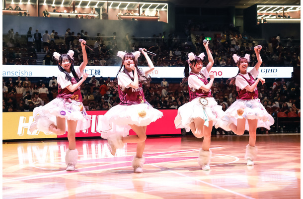 わーすた、Bリーグ・川崎のハーフタイムショーに登場！「アットホームな応援で盛り上がる空間でライブが出来てよかった」