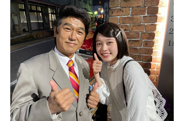 高橋克典と髙石あかり（写真は高橋克典の公式ブログから）