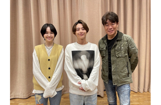 FMシアター「海のお城がくれた夏」に出演する尾碕真花、小池徹平、村田雄浩