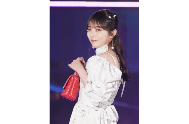 与田祐希【写真：竹内みちまろ】