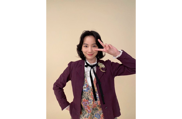 のん、堤幸彦監督作品初主演『私にふさわしいホテル』が間もなく公開！ポスタービジュアル撮影オフショも