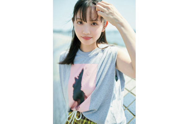 テレビ東京アナウンサー田中瞳フォト＆エッセイ「瞳のまにまに」（講談社）　(C)熊木優