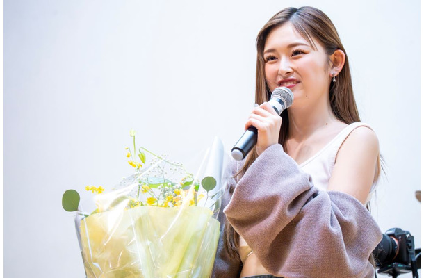 ゆうちゃみとHIPPYが登場した千葉・松戸市立松戸高等学校のサプライズイベント