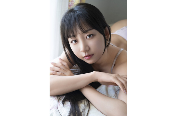 デジタル限定 ピョ・ウンジ写真集『大胆なアマリリス』撮影：佐藤裕之