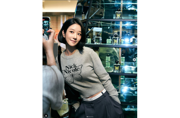 韓国女優 ソ・イェジ効果！『NICK&NICOLE』新宿ポップアップストアでスウェットシャツ完売