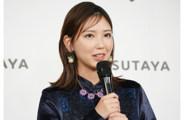 沢口愛華【写真：竹内みちまろ】