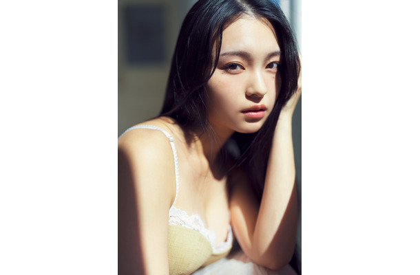 桐原美月（C）光文社/週刊FLASH 写真（C）唐木貴央