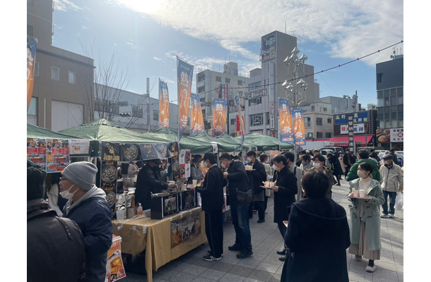 過去に開催した「熱汁祭」の様子