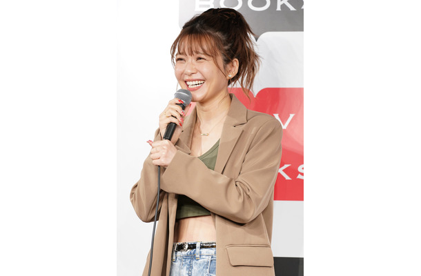宇野実彩子【写真：竹内みちまろ】
