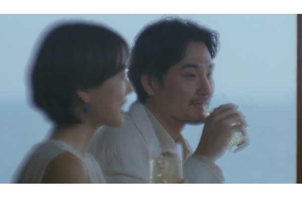 SUNTORY WORLD WHISKY『碧Ao』の新TVCM「世界のどこかで。」篇