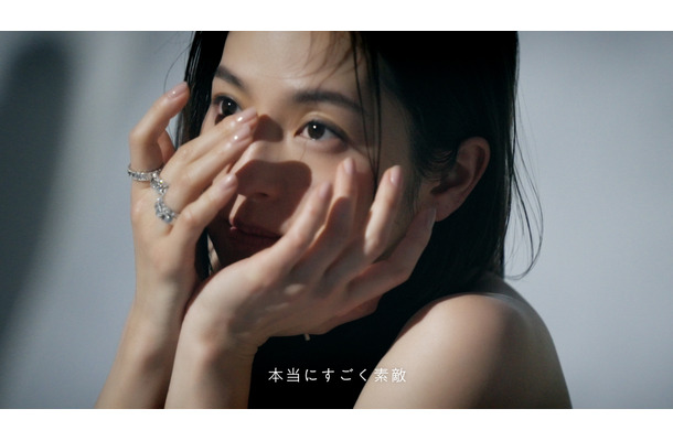 「和光／WAKO」のファッションミューズに就任した中村アン