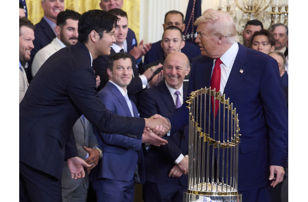 大谷翔平とトランプ大統領の対面を韓国メディアも即報道！ドジャースがホワイトハウス表敬訪問