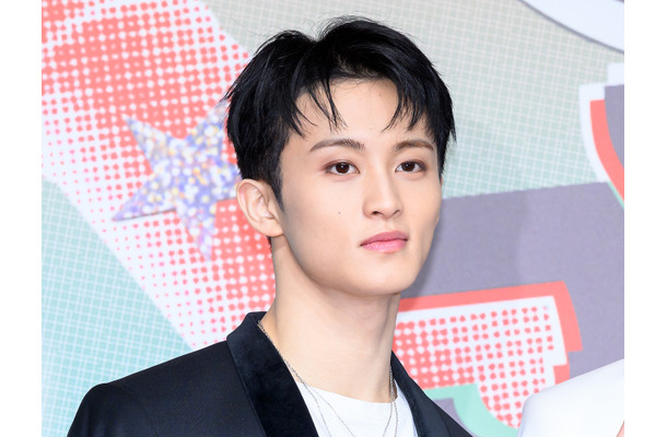 NCT・マーク、初ソロALがリリースと同時にチャート1位を席巻！“ワールドワイド”な人気が止まらない