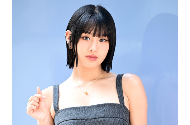 アイドルとは思えない圧巻スタイル…KISS OF LIFE・ナッティ、“ピタッ”とトップス姿に視線釘付け！【PHOTO】