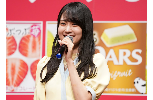 賀喜遥香【写真：竹内みちまろ】