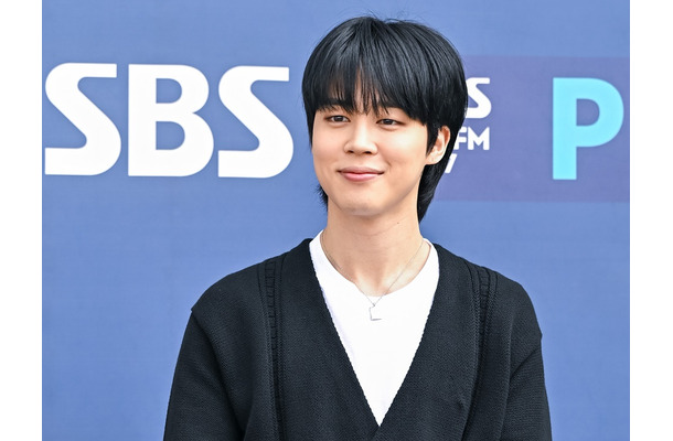 兵役中でも変わらぬ人気…BTS・JIMIN、ソロ曲『Who』MVが再生回数1億回突破！