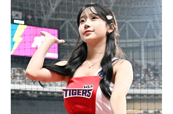 契約金4500万円超も噂された人気チアのイ・ジュウン、今年は台湾＆韓国で“掛け持ち応援”！首都ソウルの球団に電撃移籍