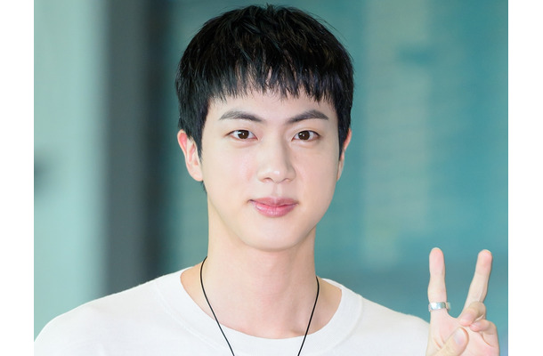 BTS・JIN、5月にソロカムバックと現地報道　初のNetflixバラエティ出演など幅広い活躍