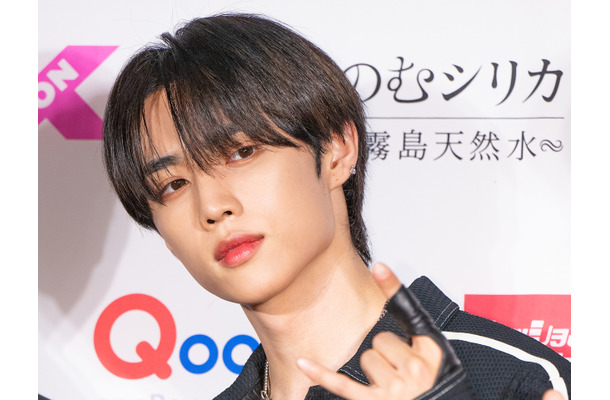 “落としたイヤホン”で人間性に批判の嵐…K-POPアイドルが長文謝罪「誰かにそう見えたのなら…」【全文】