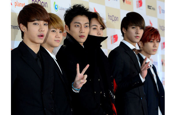 HIGHLIGHT、9年ぶりに「BEAST」に