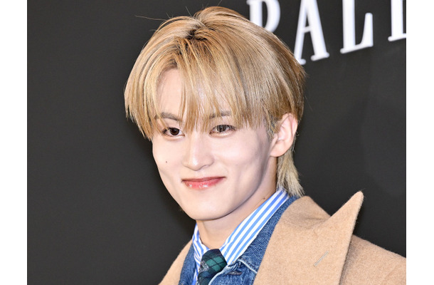 日本ツアー決定のNCT・マーク、ソロAL『The Firstfruit』がチャート席巻！音楽番組でも1位に