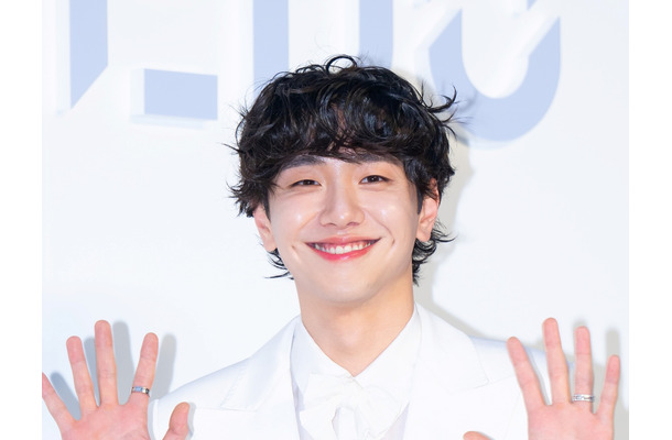 父に腎臓提供→19禁映像“誤投稿”で株ダダ下がり…ナム・ユンス、親孝行で名誉挽回なるか