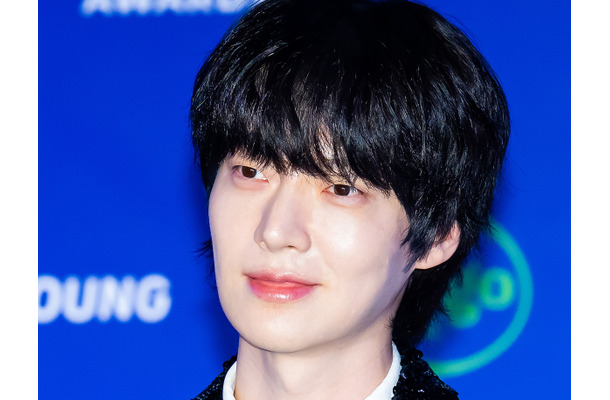 ドロ沼離婚を経たアン・ジェヒョン、“イ・ビョンホン妻”の冠バラエティにレギュラー出演決定
