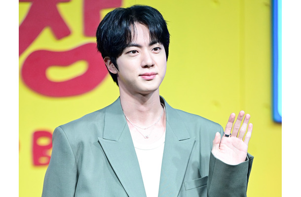 BTS・JIN、韓国の小児科に1000万円超を寄付「明るく走り回ることができるように願う」