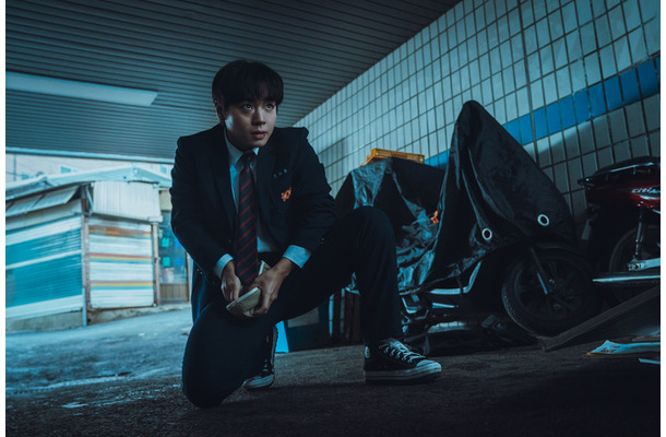 （Netflixシリーズ「弱いヒーロー」Class1～2：独占配信中）