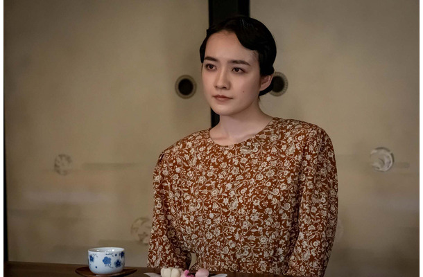 小島藤子（秋山潤子役）　（C）フジテレビ
