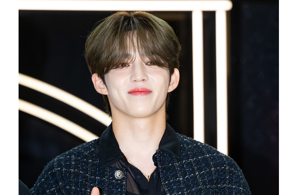 SEVENTEEN・エスクプス、学ラン姿がまるでアニメキャラ！“爆イケビジュ”に「先輩、反則です」【PHOTO】