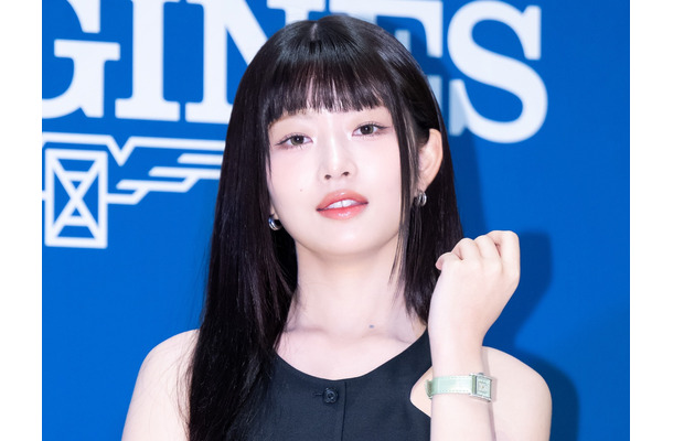 IVE・レイ、注目の後輩グループKiiiKiiiと共演！優しさ満点の“先輩力”にファン感動