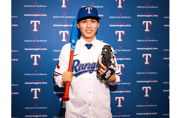 「憧れ」の大谷翔平を追って――“韓国のオオタニ”が高卒レンジャーズ入団を決めたワケ「二刀流に挑戦したい」