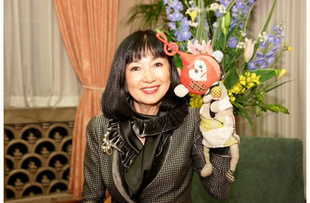 鳩山幸総理夫人　（c）日本ユニセフ協会