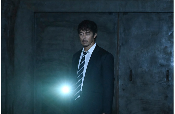 阿部寛主演ドラマ『キャスター』最終章　（C）TBS